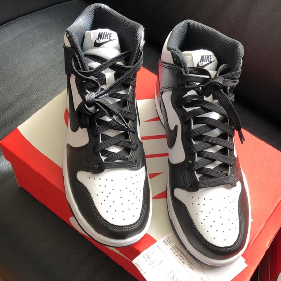 Sold - Picture 5 of 9